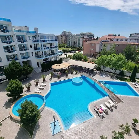 Odisei Large * Nesebar